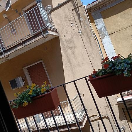 Residenza La Vecchia Cattedrale カターニア エクステリア 写真